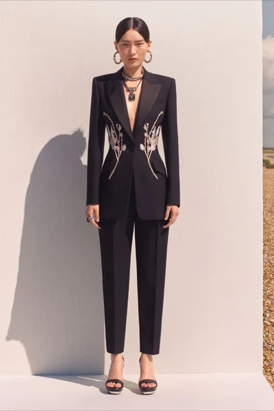 Look 29